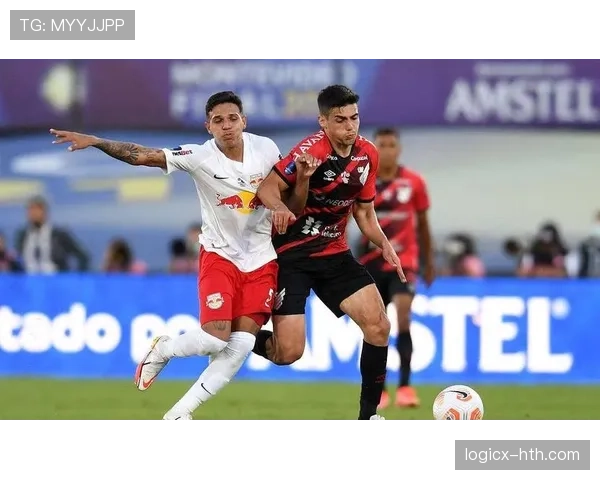 斯卡洛尼率队强势崛起,近期比赛表现稳健影响力持续攀升 斯卡洛尼率队强势崛起,近期比赛表现稳健影响力持续攀升